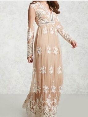Forever 21 Crochet Lace Maxi Dress